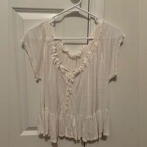 Pretty white Free People with buttons and lace trim size xs